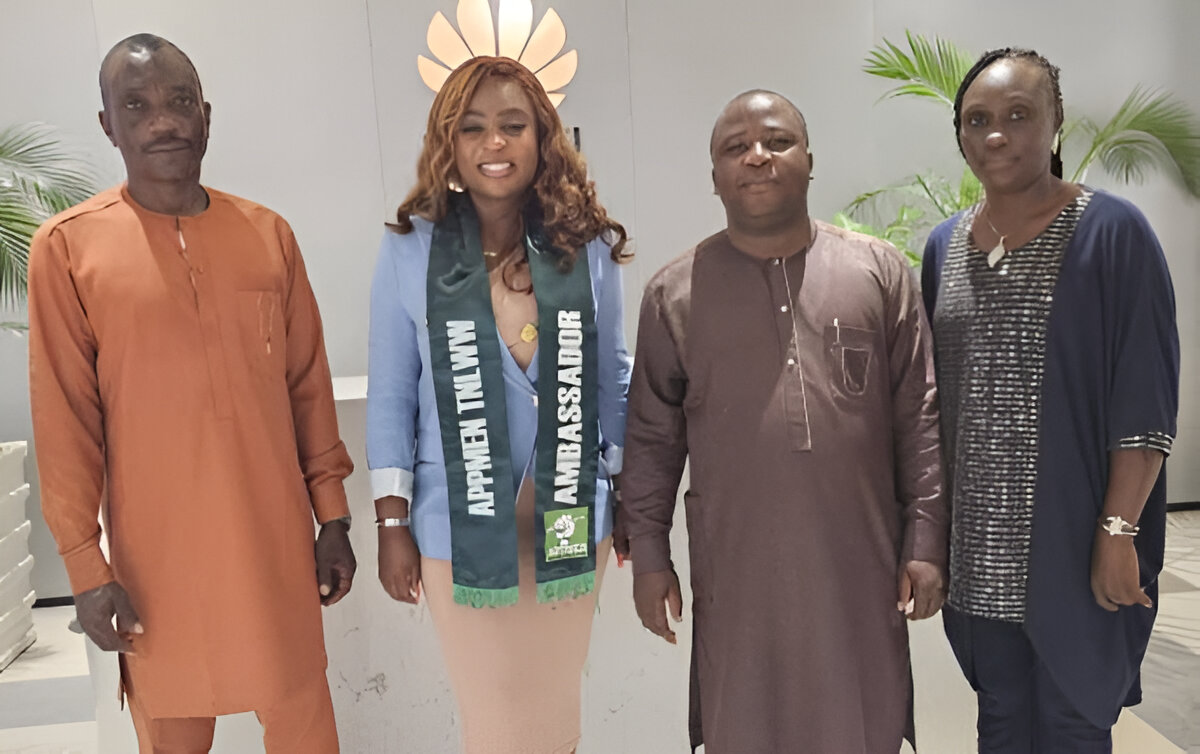 2nd left: Amb. Dr. Fafore Nihinlola Mary